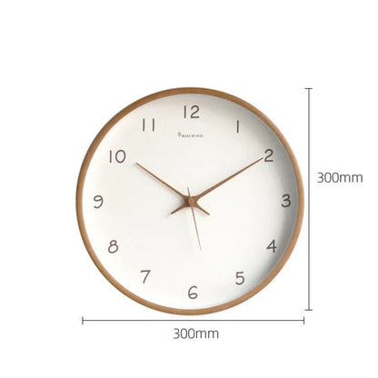 QuietOak - Elegant analog klocka med ljudlös rörelse