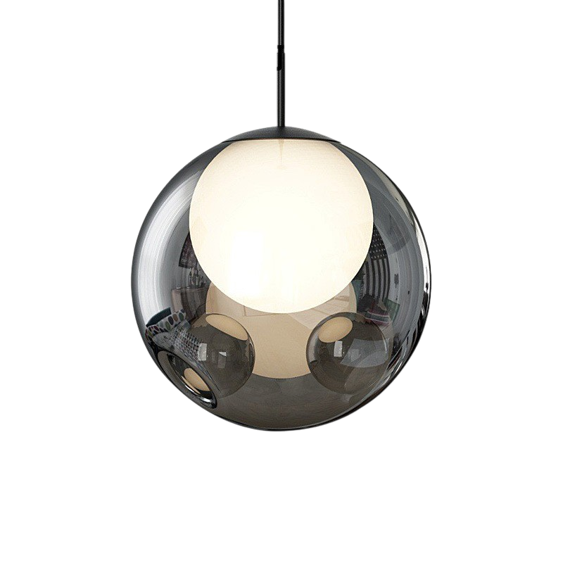 Liraessa | Italiensk taklampa i glas med elegant design
