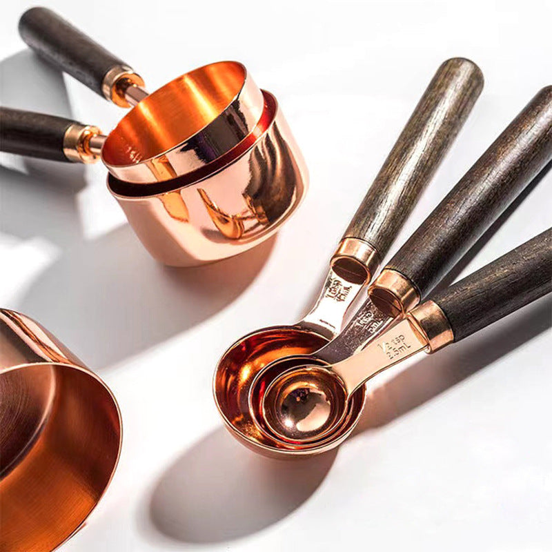 Carvallo – Lyxig Ek Anpassad Set med Traditionell Elegans