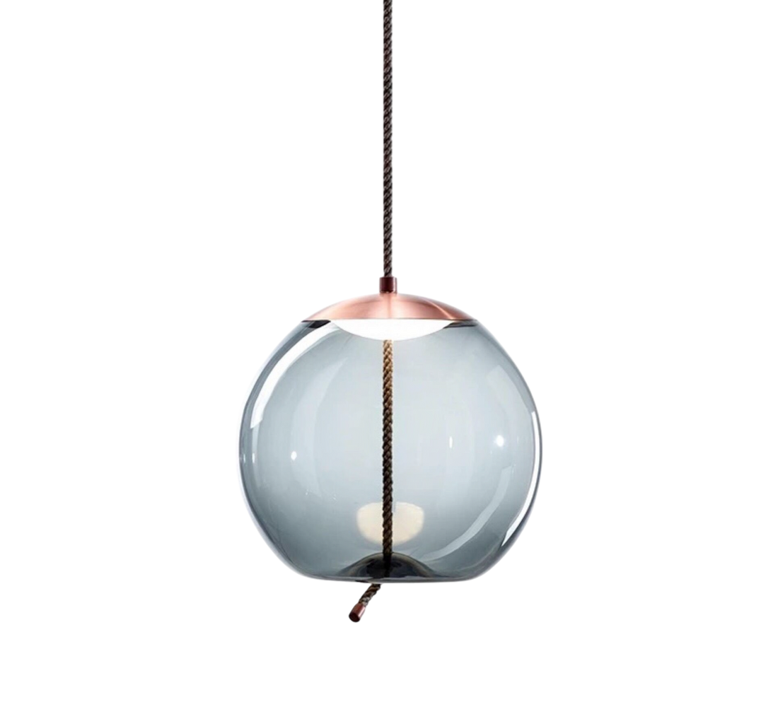 Isolara – Pendellampa i roséguld med snöraffinering