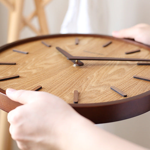 SilentTimber - Minimalist Wall Clock in Wood with Silent Environment