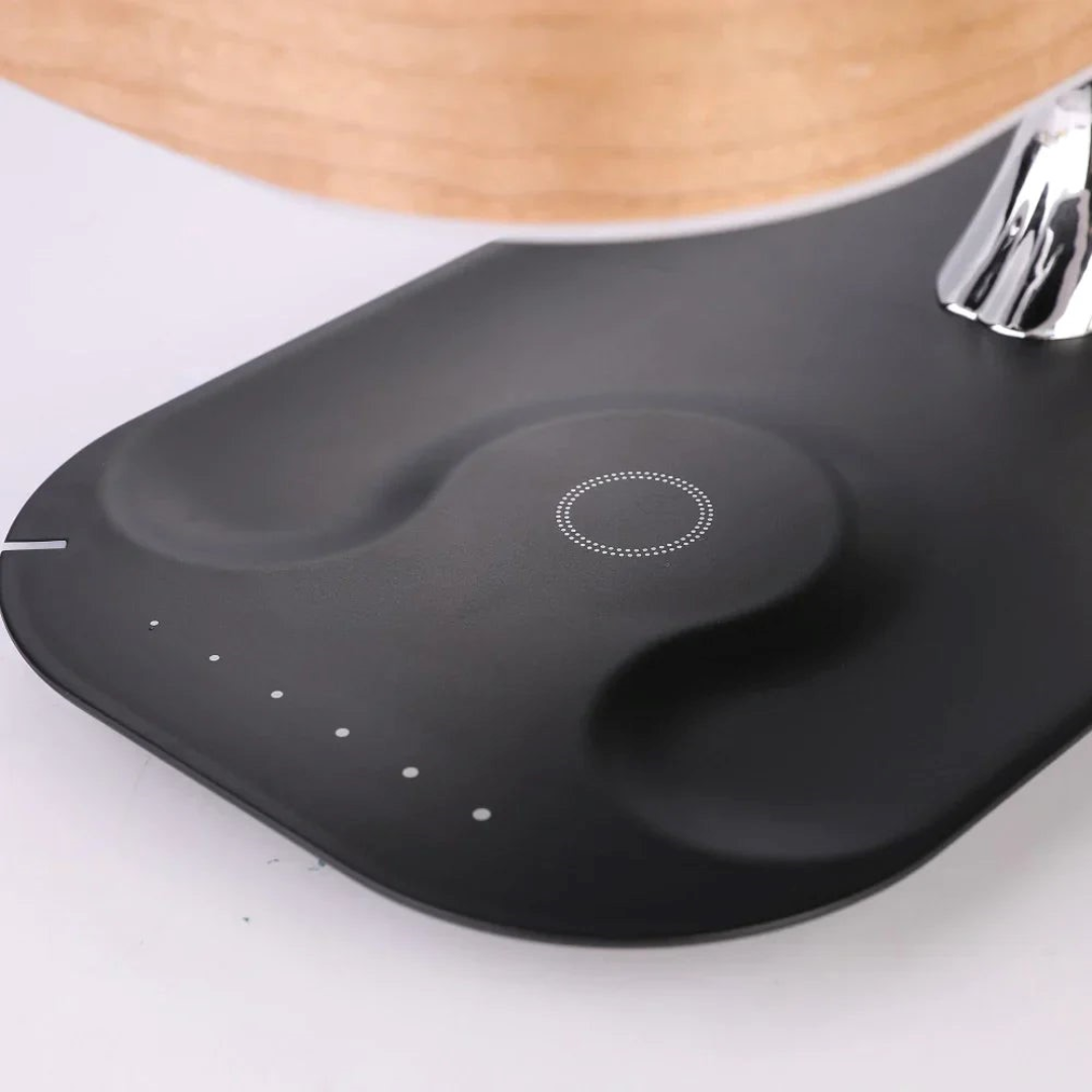 LumiSync Lampa - Bordslampa med Bluetooth-högtalare och trådlös laddare