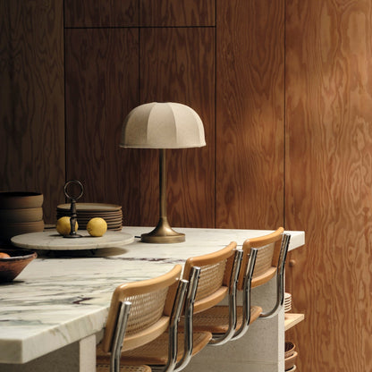 Ottino Bordlampa | Art Deco Sänglampa | Åldrad Mässing &amp; Linne | Elegant Accentljus | Brick by Brick