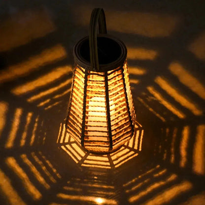 Carvallo - Elegant Soldriven Rattanlampa För Utomhus Charm