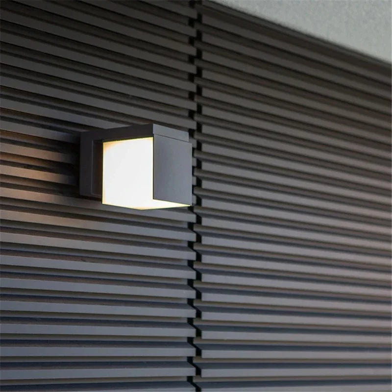 LichtStijl - LED Utomhusvägglampa för Moderna Trädgårdar