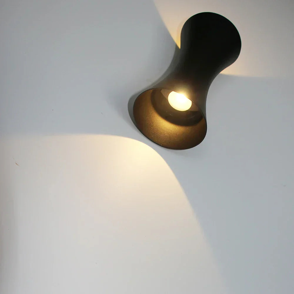 AquaShield - Vattentät Aluminium Vägglampa