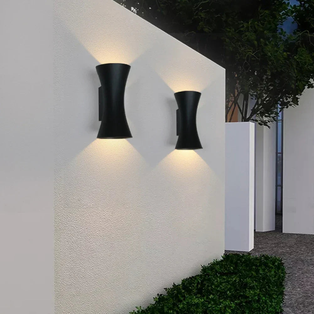 AquaShield - Vattentät Aluminium Vägglampa
