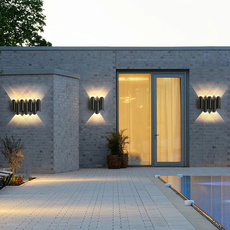 WeatherGuard - Aluminium utomhuslampa