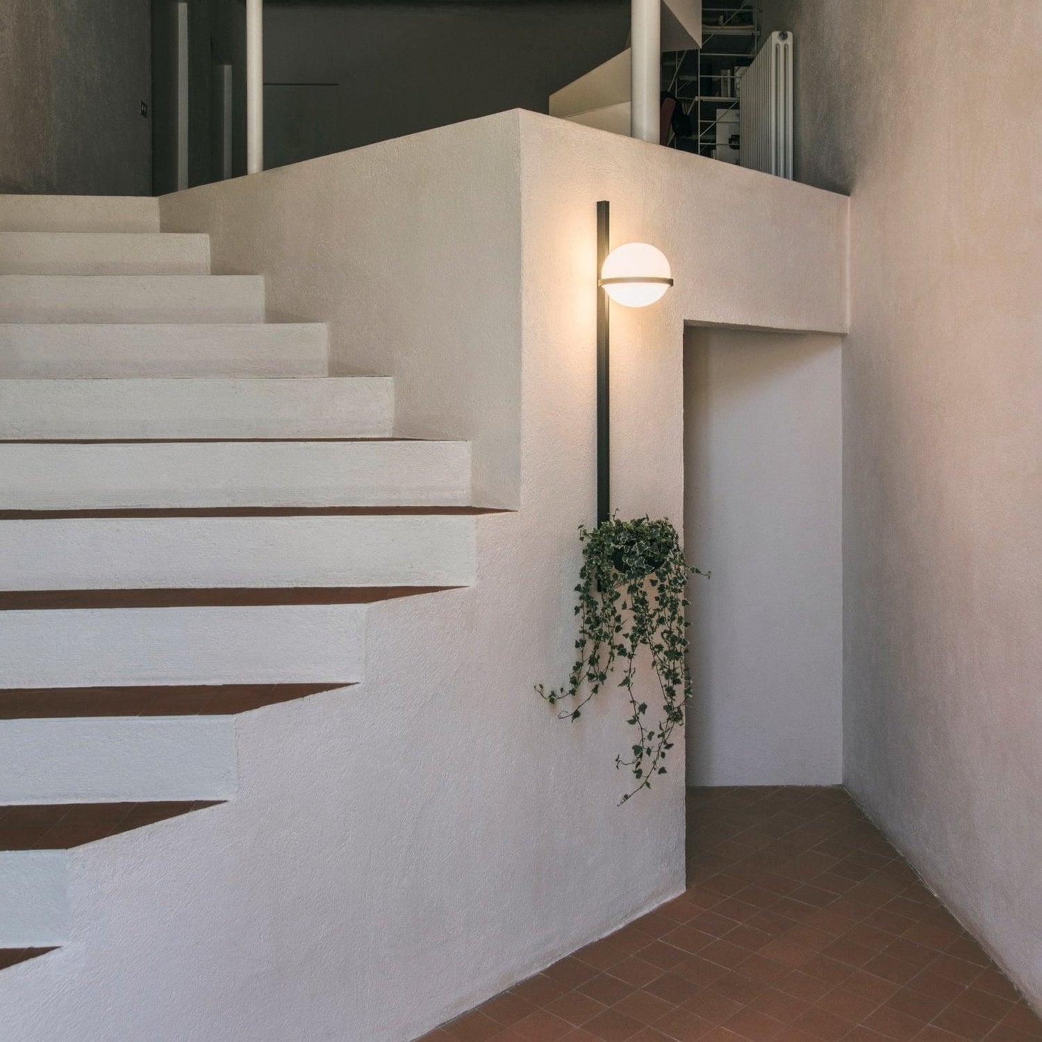 Snygg globformad utomhusvägglampa