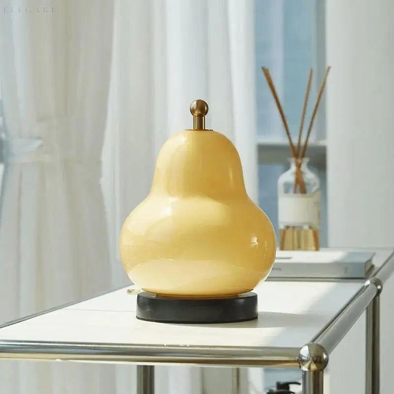 Pear - Elegant och stilren uppladdningsbar bordslampa