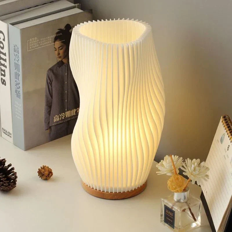 Lumora Serene Wavecrest Lampa - Modern Dimmbar Vågformad LED Ljuskälla för Elegant Heminredning