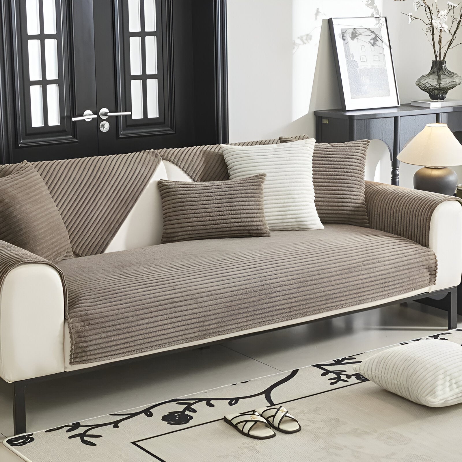 PuffSoft Soffaöverdrag – Plyschsammet, halkfritt överdrag för ultimat komfort och stil