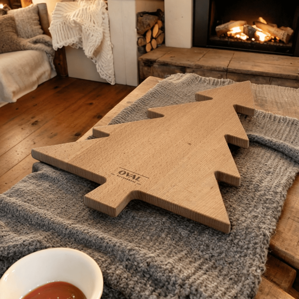 Ren björkträds julgran serveringsbräda | Festlig & Mångsidig från OVAL Kitchenware