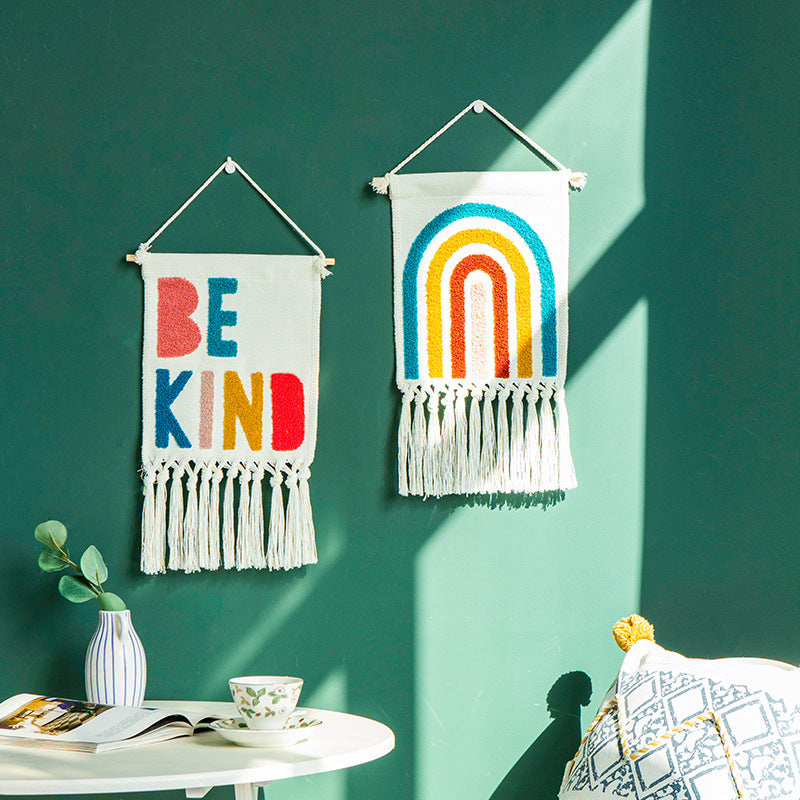 Tufted Wall Art – Geometrisk Regnbågsbroderi Väggtape