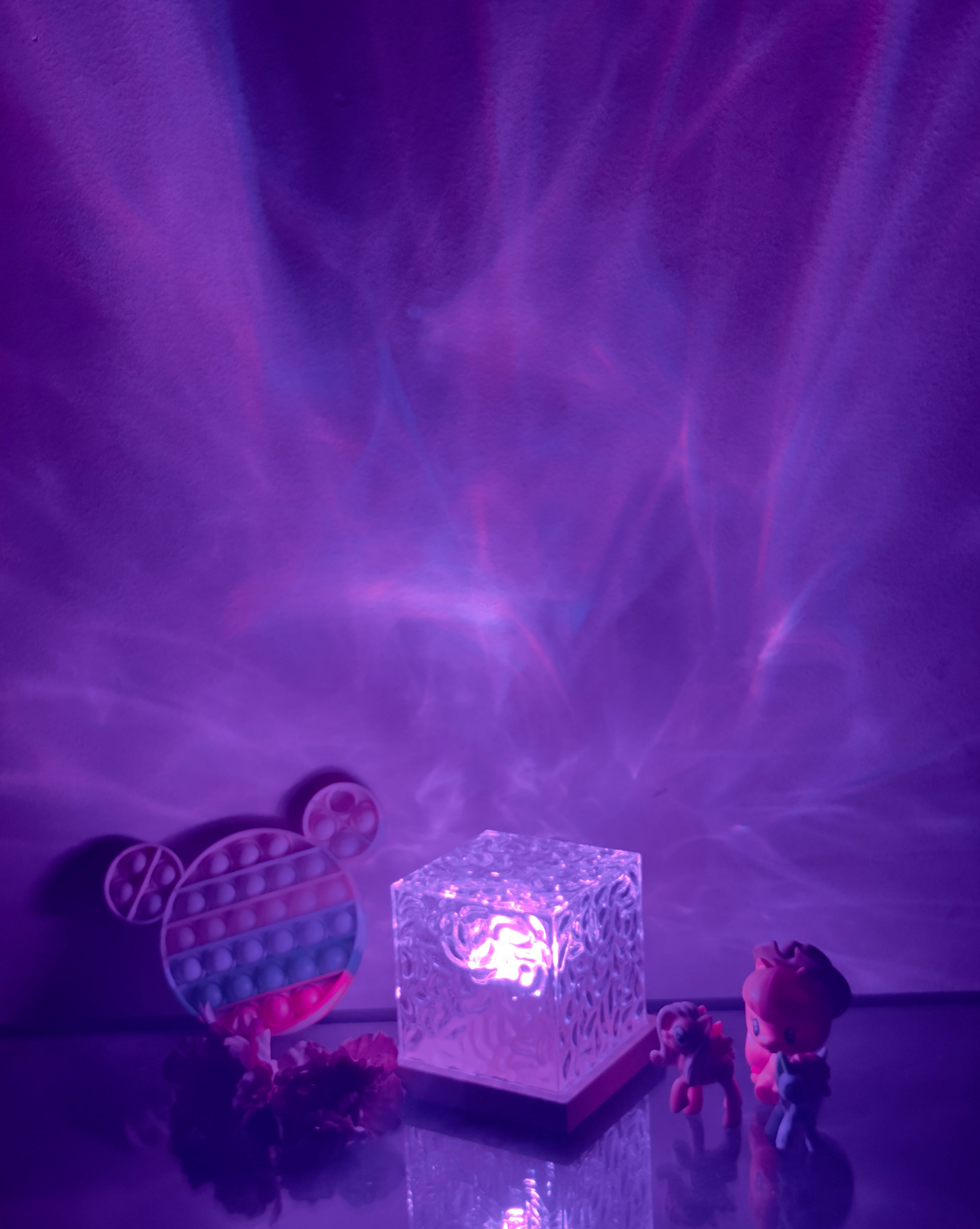 Stilren Qrismora Bordslampa