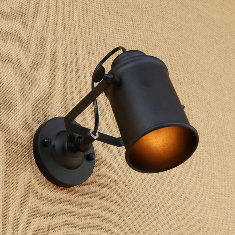 LichtSpin - Vridbar Järn LED Vägglampa