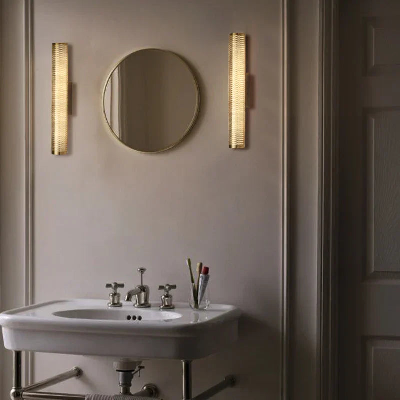 AntiqueGlow - Vintage LED Vägglampa i Mässing – Klassisk Belysning