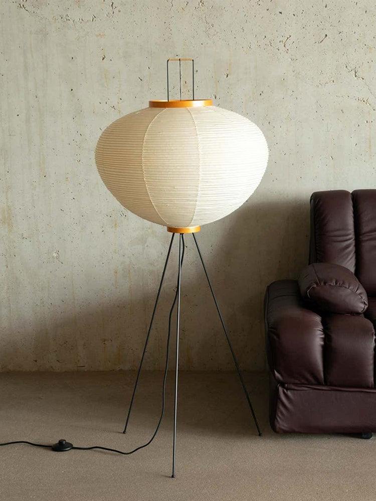 Lunora Haze | Skulptural golvlampa i rispapper i Japandi-stil