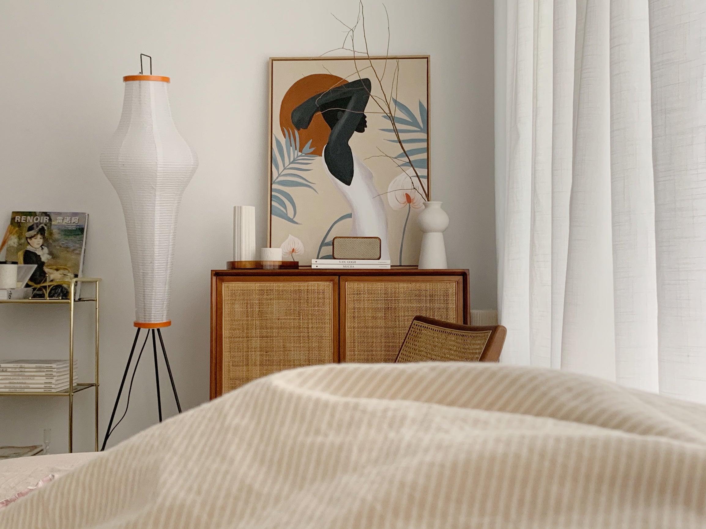 Lunora Haze | Skulptural golvlampa i rispapper i Japandi-stil