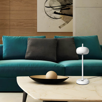 EdgeLume - Modern Bordslampa med Stilrent Design