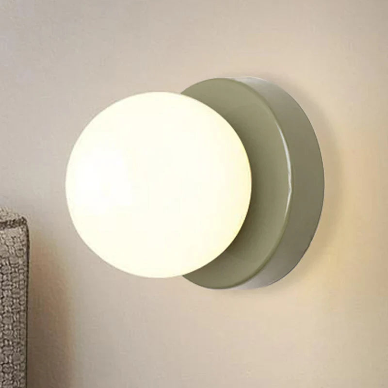 Royaleva Nordic LED Glasvägglampa – Minimalistisk Orb Sconce för Moderna Interiörer