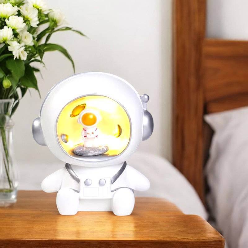 Royallure Astronaut Spargris Nattlampa för Barn – Mjuk USB/Batterilampa & Pengasparare