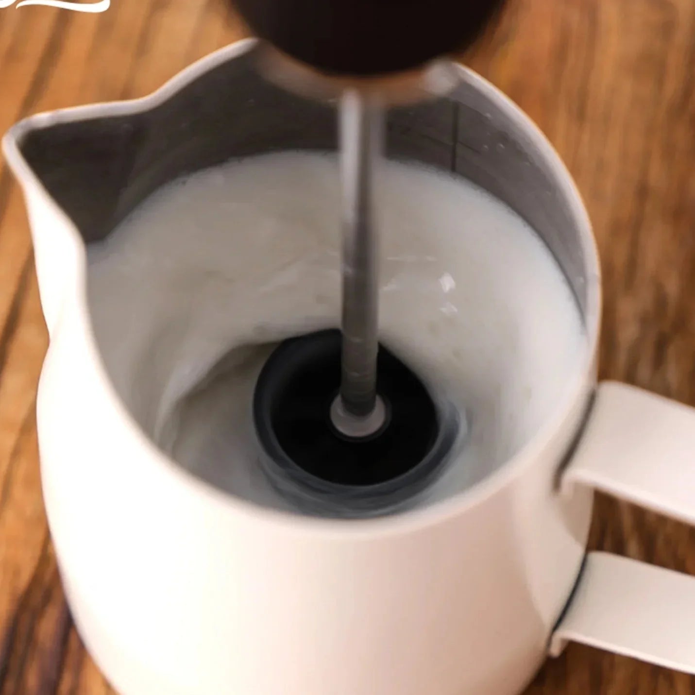Royallure Elektrisk Mjölkskummare Handhållen Kaffevisp, Äggvisp &amp; Dryckblandare