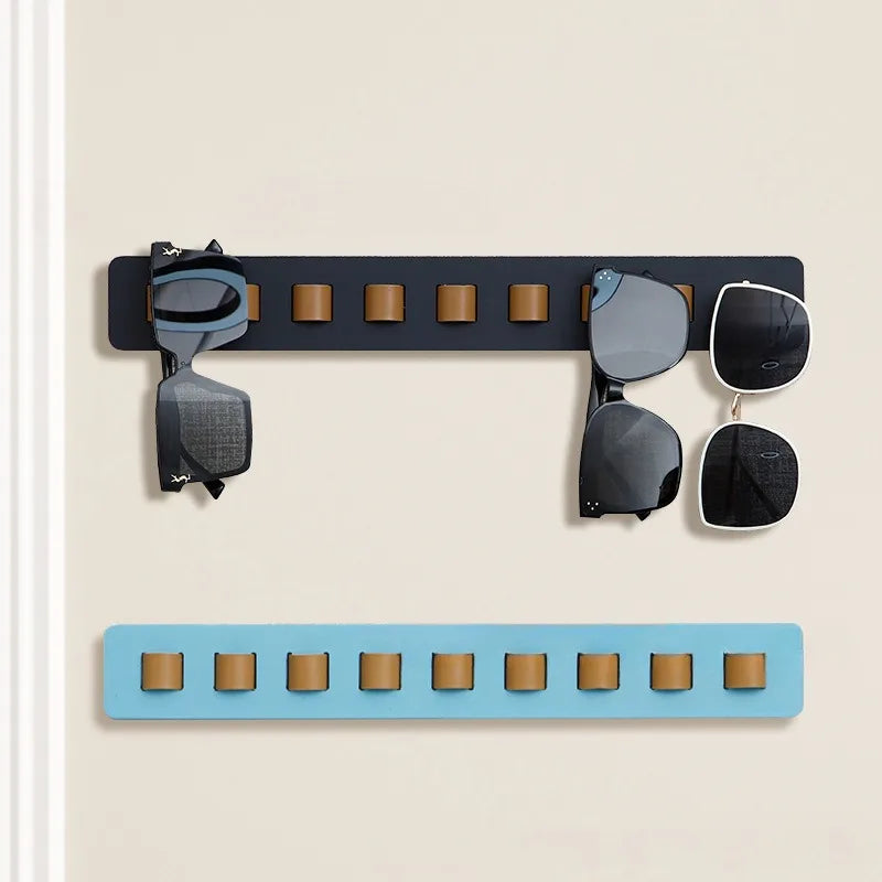 Carvallo väggmontering för glasögon | Trä & PU-läder | Plats för flera sol- & läsglasögon | 40 × 5,3 cm