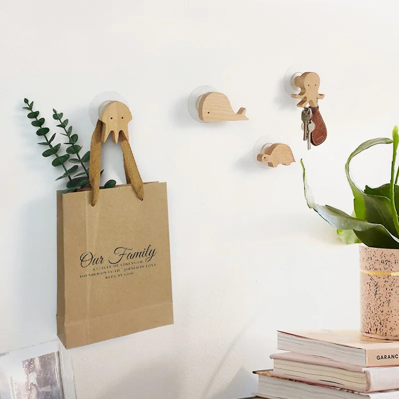 Carvallo – Leka träväggskrokar med skandinavisk elegans