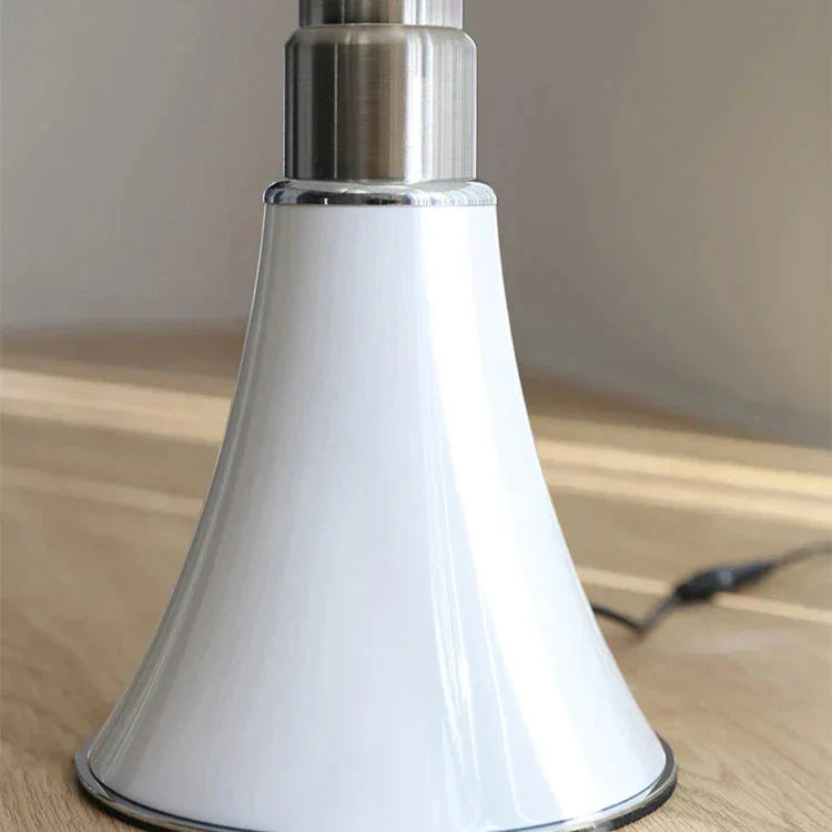 CubeLume – Elegant Klassiskt Ljus