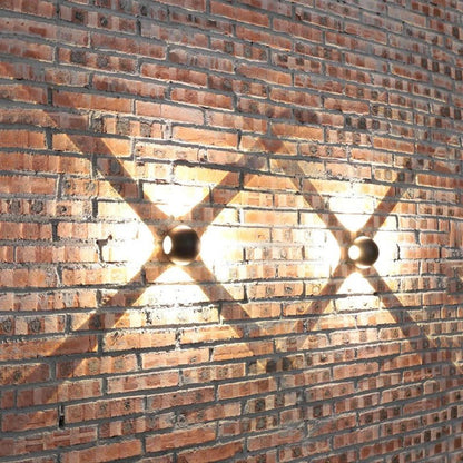 Metallboll Vägglampa