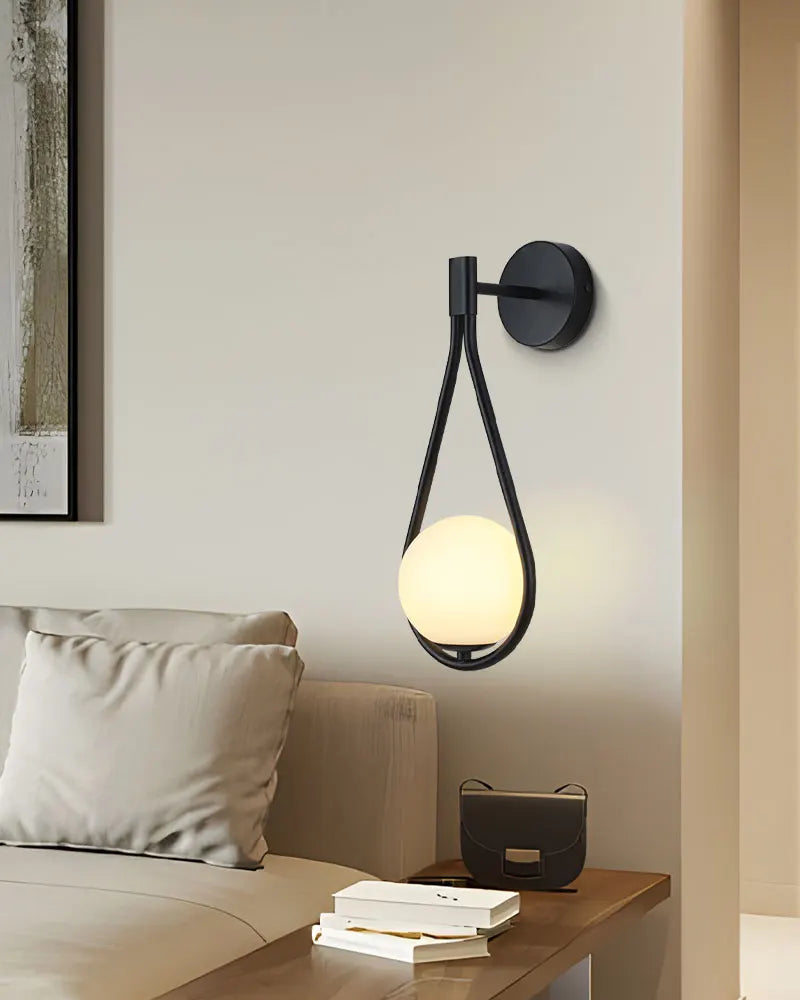 Royallure Modern LED Vägglampa USB Uppladdningsbar med Fjärrkontroll, Dimbara Nordisk Ljus