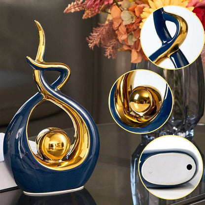 Abstrakt Keramisk Skulptur | Modern Inredning med Guld Accenter | Hylla eller Skrivbordsornament