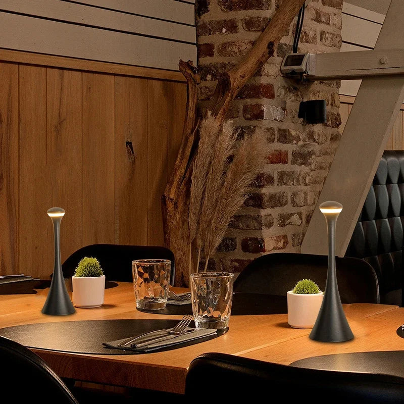 Felix - Stilig, Uppladdningsbar Bordslampa