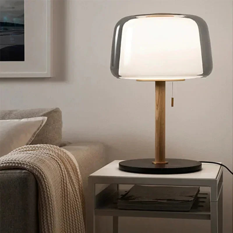 LumeHaven – Nattlampa med Träbas och LED-belysning