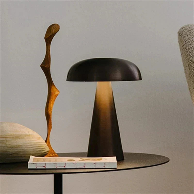 ChicLume - Stilren Multifunktionell Lampa