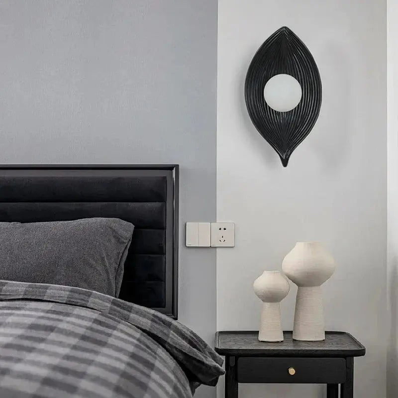 Carvallo - Elegant LED Wall Sconce Gold Leaf