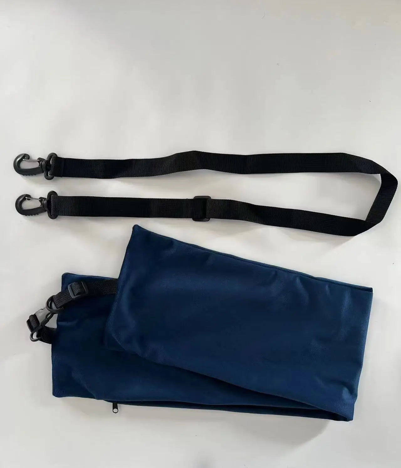 Carvallo Resekudde 2-i-1 | Fyllbar med kläder | Nackkudde & Förvaringsväska | Tvättbar & Ergonomisk