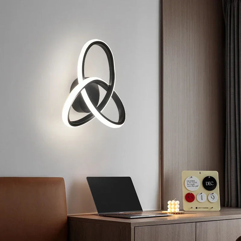 LumiLine - LED Vägglampa och Takbelysning för Sovrum och Vardagsrum