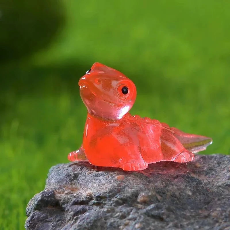 Carvallo Glow Lizard Set | 10-pack Luminescent Mini Lizards | Resin Figures for Terrarium, Fairy Garden & DIY Decor