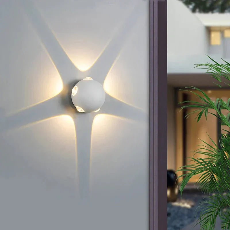 Metallboll Vägglampa