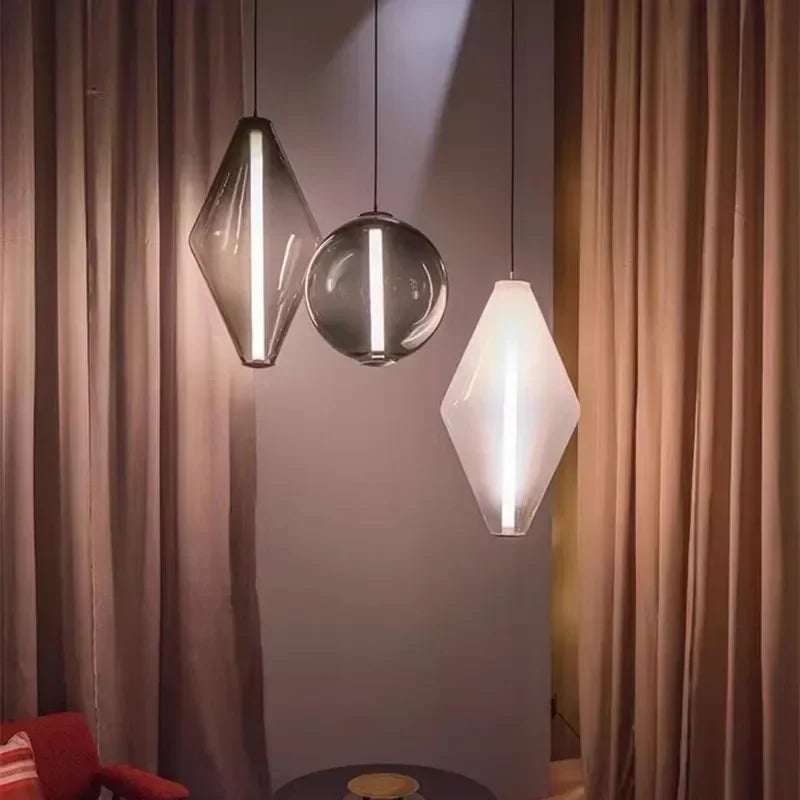 Pyrrhos | Skandinavisk glaspendellampa för sovrum och matrum