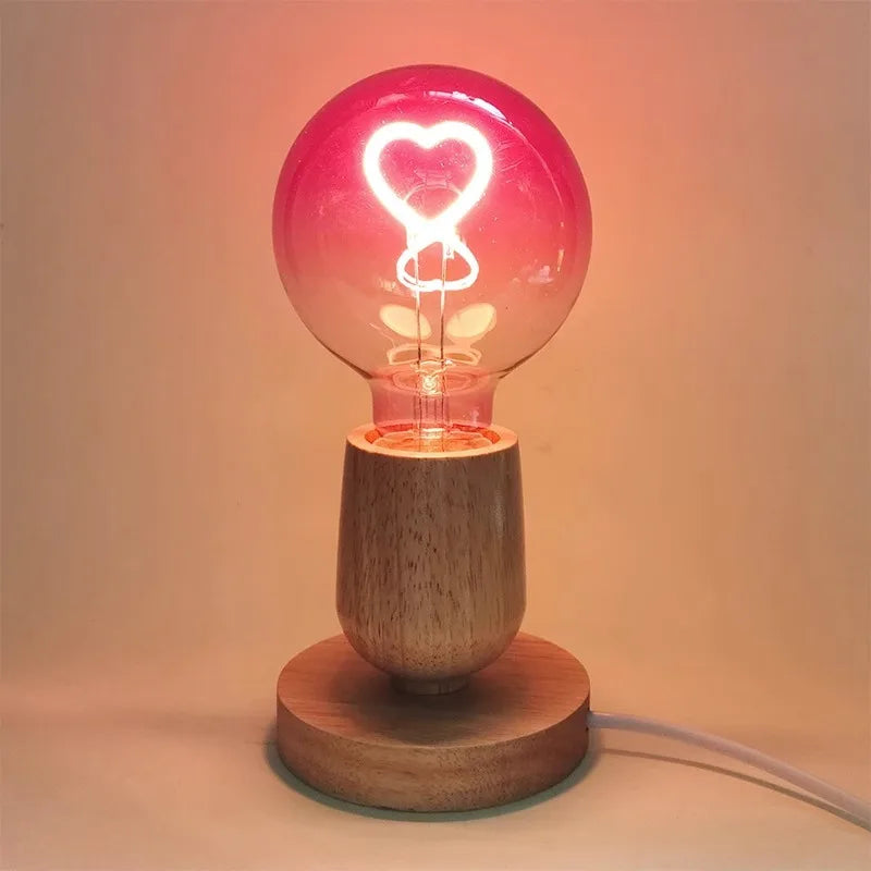 GlowHeart – Dimbar LED-lampa med hjärtmotiv och färgövergång