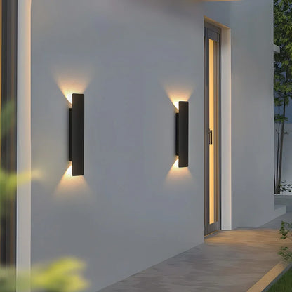LumaStrix Noir | Väderbeständig LED utomhusvägglampa i aluminium, 18W