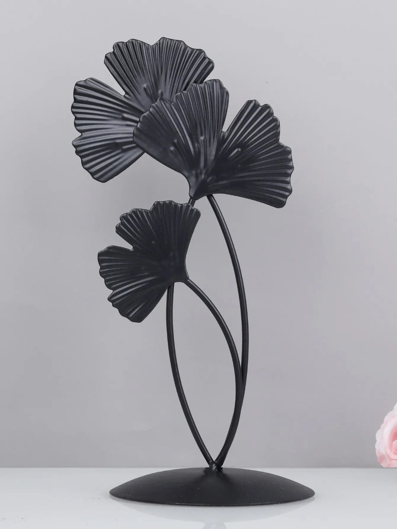 Metalliska Blad Ornament - Elegant och Modern