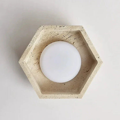 Albora – Wabi Sabi LED taklampa i travertin natursten