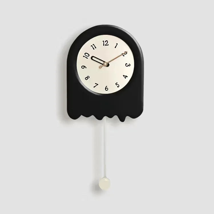 CremePendulum - Koreansk Stil Väggklocka med Modernt Design