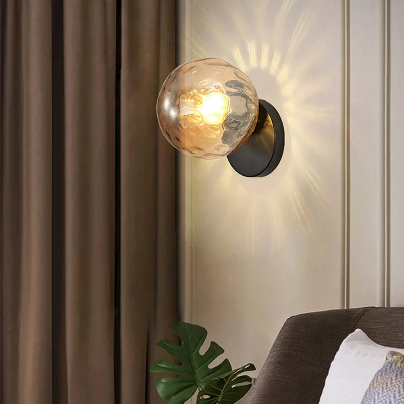 GoldLicht - Modern Guld Vägglampa Med Glaskula
