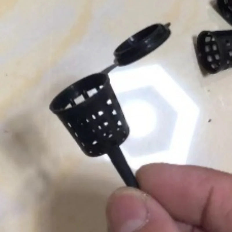 Carvallo Fertibox | 10 st Düngekorgar med lock | Växtgödselbehållare för Bonsai & trädgård | Återanvändbar & miljövänlig | Ø 4,5 cm