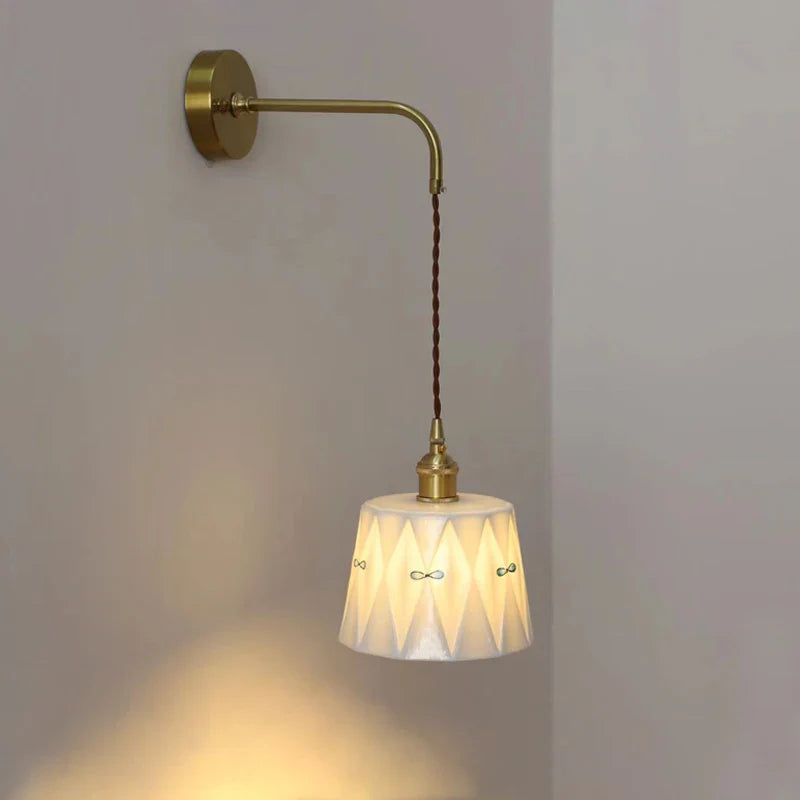 ZenGlow - Japansk Retro Vägglampa med Dragströmbrytare